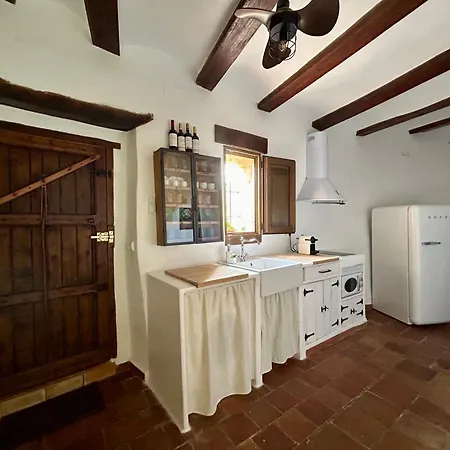 Cova L'aljub Holiday home