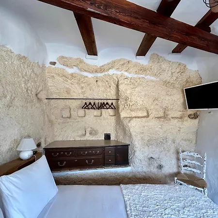 Cova L'aljub Holiday home Bocairent