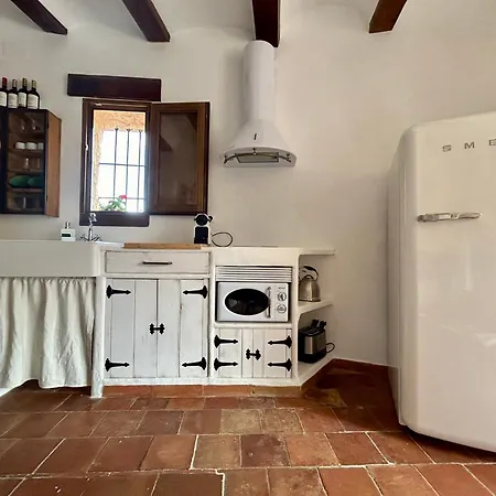 Cova L'aljub Holiday home Bocairent